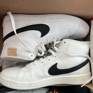 Nike Court Royale 2 Mid